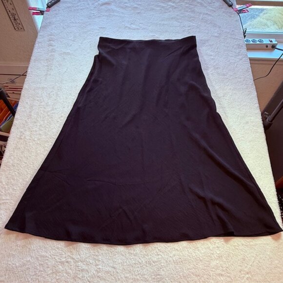Violet B Lightweight Black A-Line Skirt- Size XL - Picture 5 of 9